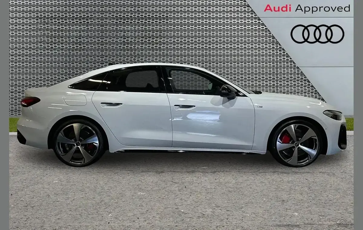 Used Audi A5 Advanced 295 HP (216 kW) 2025 White Sedan