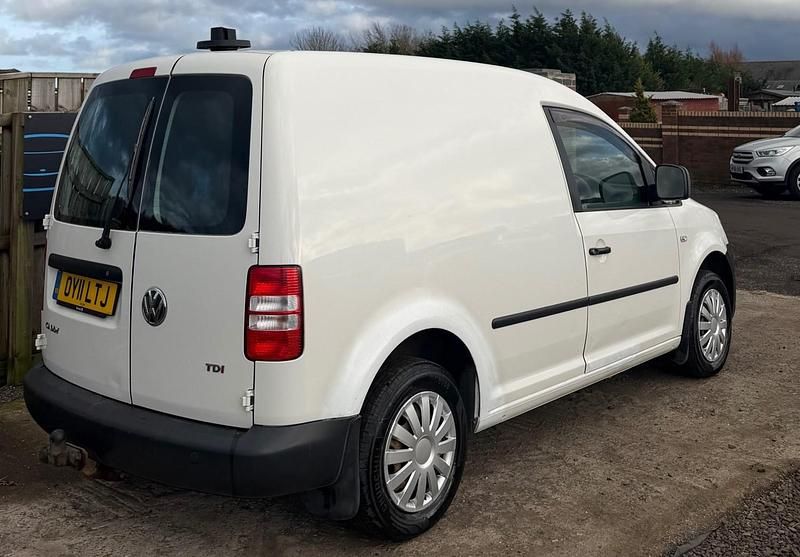 Used VW Caddy 102 HP (75 kW) 2011 White MPV