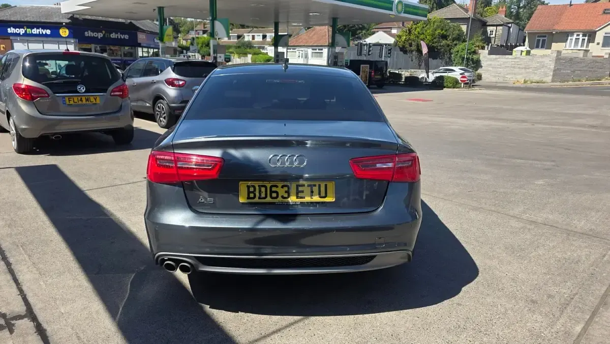 Used Audi A6 Black Edition 174 HP (127 kW) 2014 Grey Sedan
