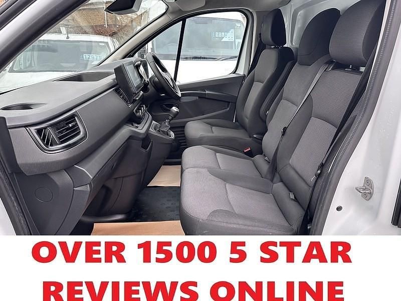 Used Renault Trafic 130 HP (95 kW) 2023 Glacier white