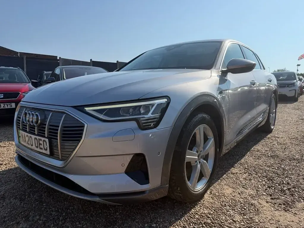 Used Audi e-tron Comfort 230 kW (313 HP) 2020 Silver SUV