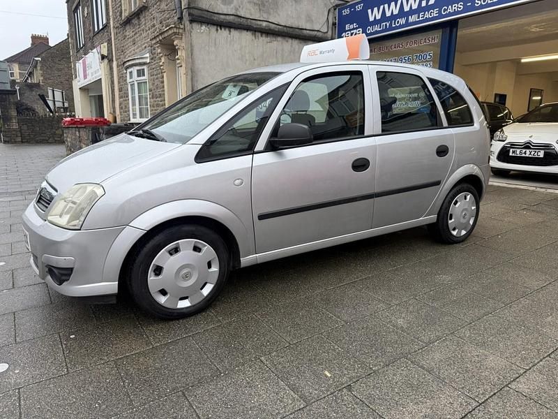 Used Vauxhall Meriva 104 HP (76 kW) 2008 Silver MPV