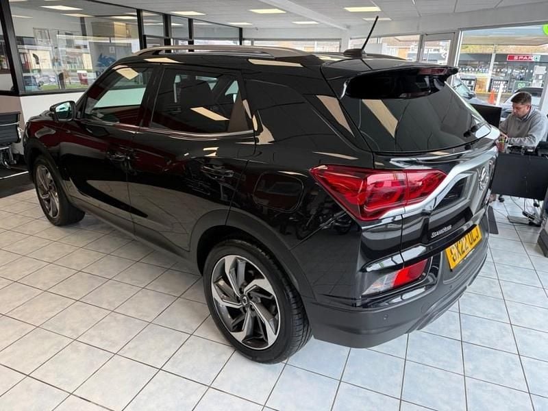 Used Ssangyong (KGM) Korando 163 HP (119 kW) 2022 Black Estate
