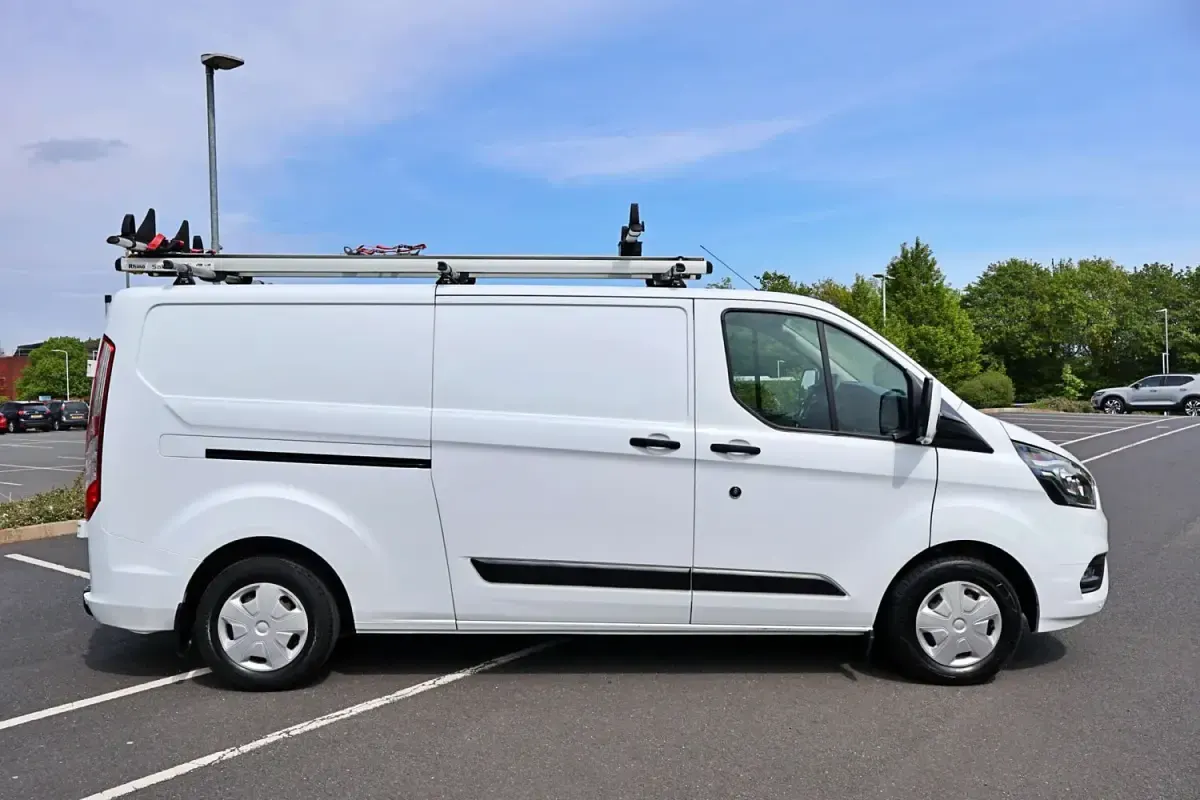 Used Ford Transit Custom Trend+ 2019 White