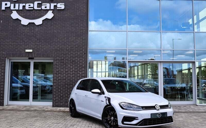 Silver Used 2018 VW Golf VII R Hatchback | £20,990 (Fair price) - Image 1/4