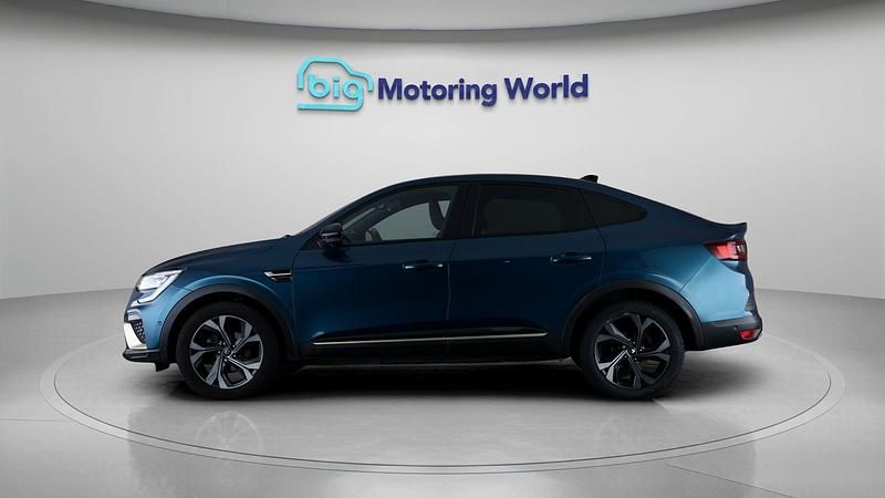 Used Renault Arkana Engineered 145 HP (106 kW) 2023 Blue SUV