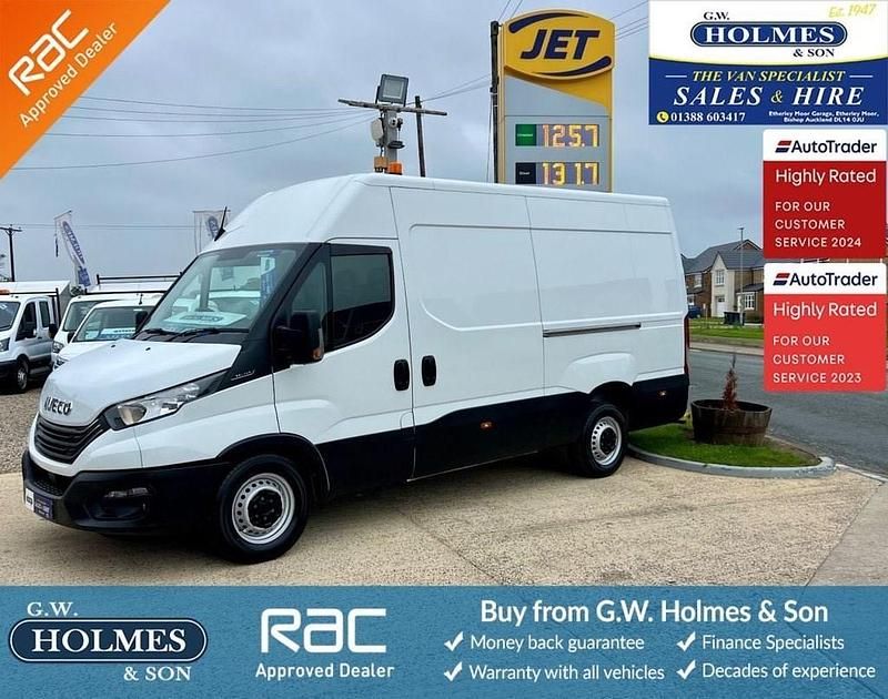 White Used 2022 Iveco Daily | £16,995 (Good price) - Image 1/3