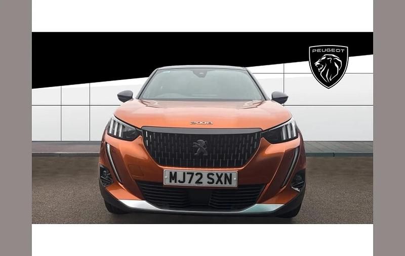 Used Peugeot 2008 Premium 131 HP (96 kW) 2022 Orange SUV