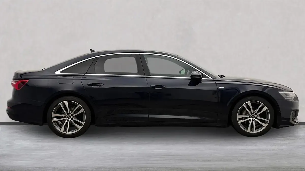 Used Audi A6 S-Line 204 HP (150 kW) 2023 Blue Sedan