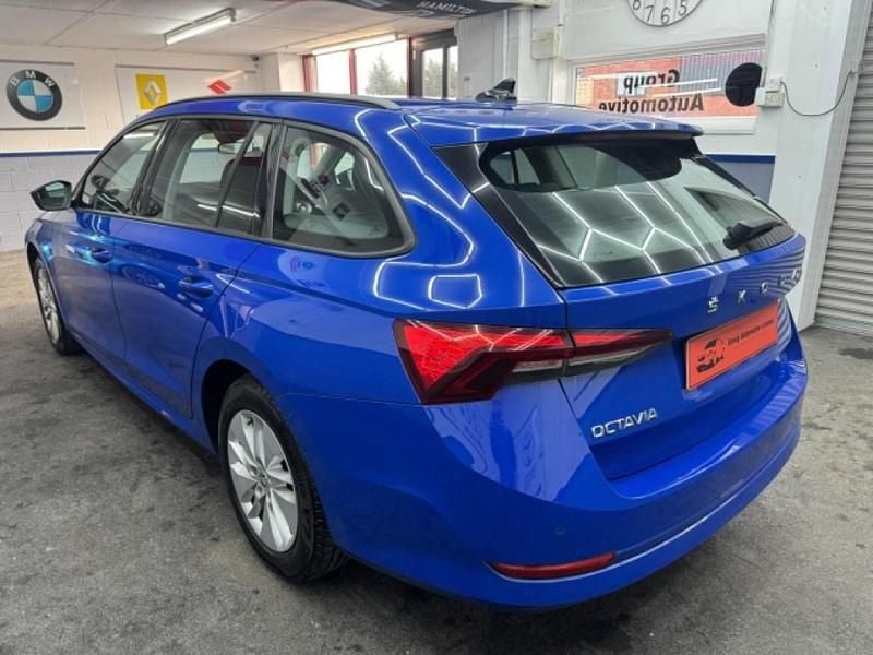 Used Skoda Octavia SE Technology 150 HP (110 kW) 2021 Blue Estate