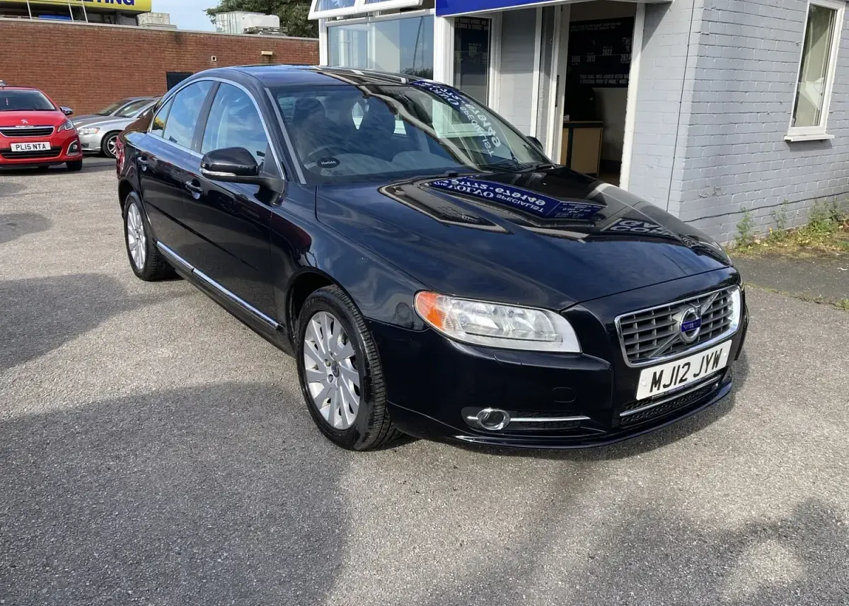 Used Volvo S80 SE 215 HP (158 kW) 2012 Black Sedan