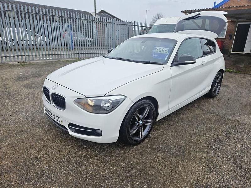 White Used 2013 BMW 116 Sport Line Hatchback | £3,995 (A bit pricey) - Image 1/4