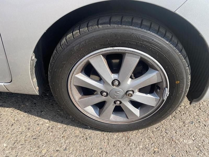 Used Kia Picanto 84 HP (61 kW) 2014 Silver Hatchback