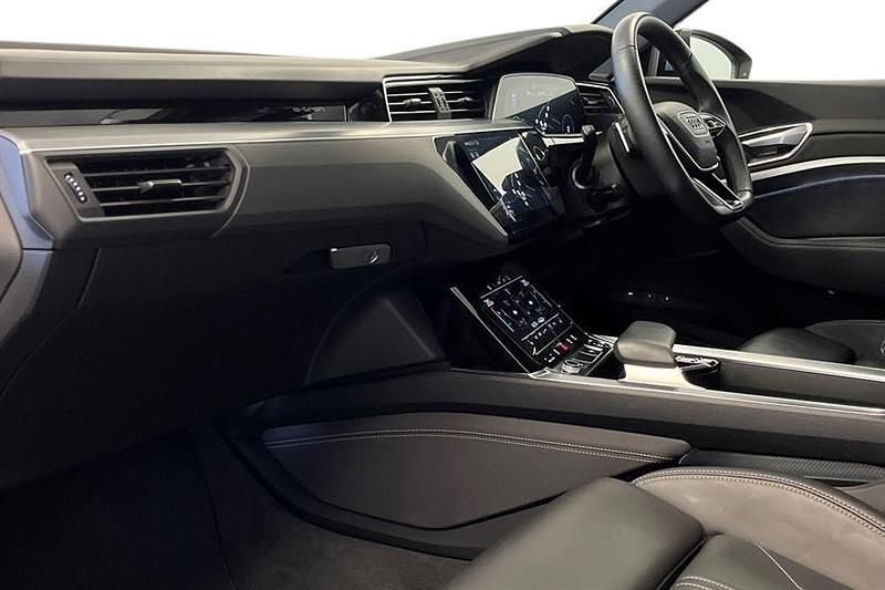Used Audi e-tron Black Edition 300 kW (408 HP) 2022 Grey SUV