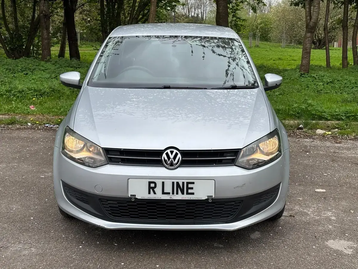 Used VW Polo SE 85 HP (62 kW) 2010 Silver Hatchback