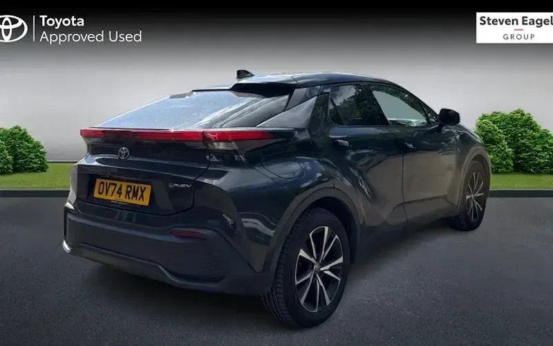 Used Toyota C-HR Design 223 HP (164 kW) 2026 SUV