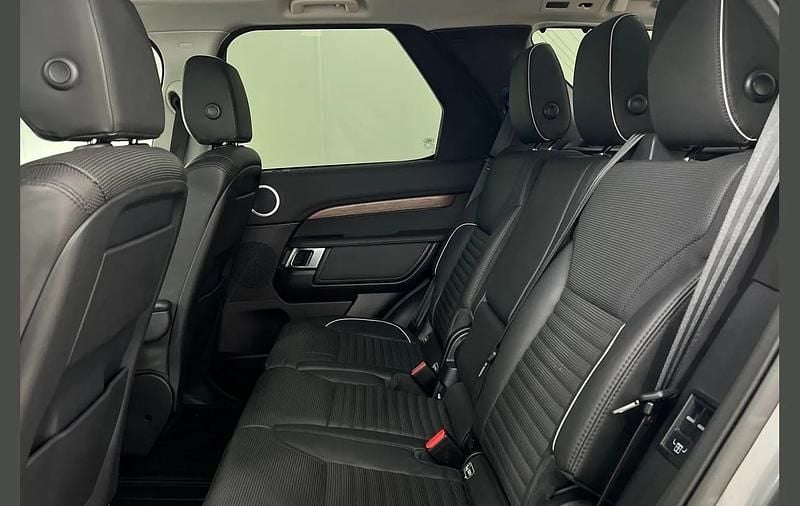 Used Land Rover Discovery 5 HSE 237 HP (174 kW) 2017 Grey SUV