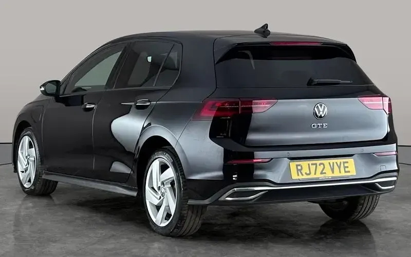 Used VW Golf VIII GTE 245 HP (180 kW) 2022 Black Hatchback