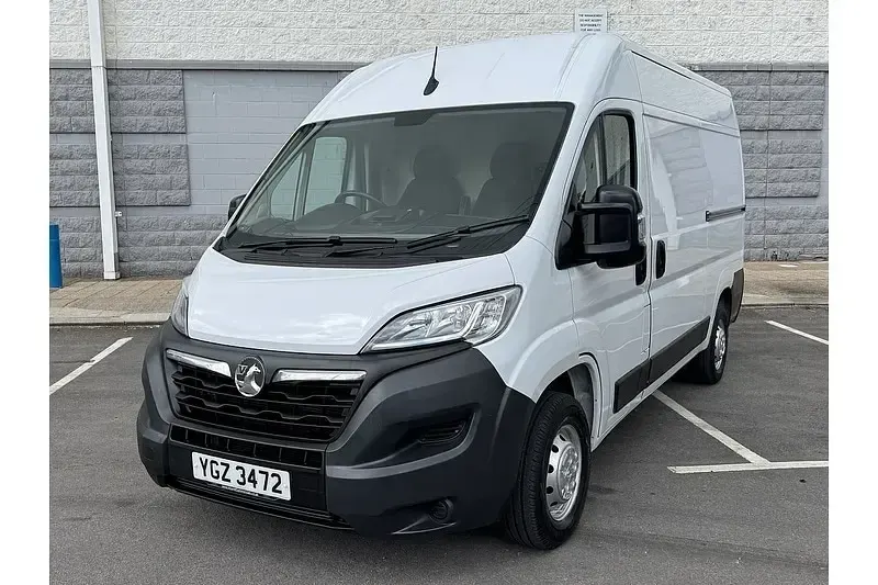 Used Vauxhall Movano 2022 White
