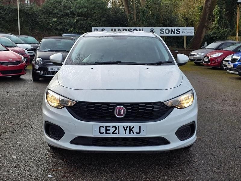 Usado Fiat Tipo Easy 95 HP (69 kW) 2021 Branco Carrinha
