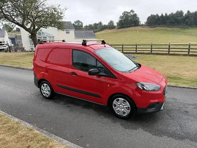 Used Ford Transit 75 HP (55 kW) 2021 Race red Van