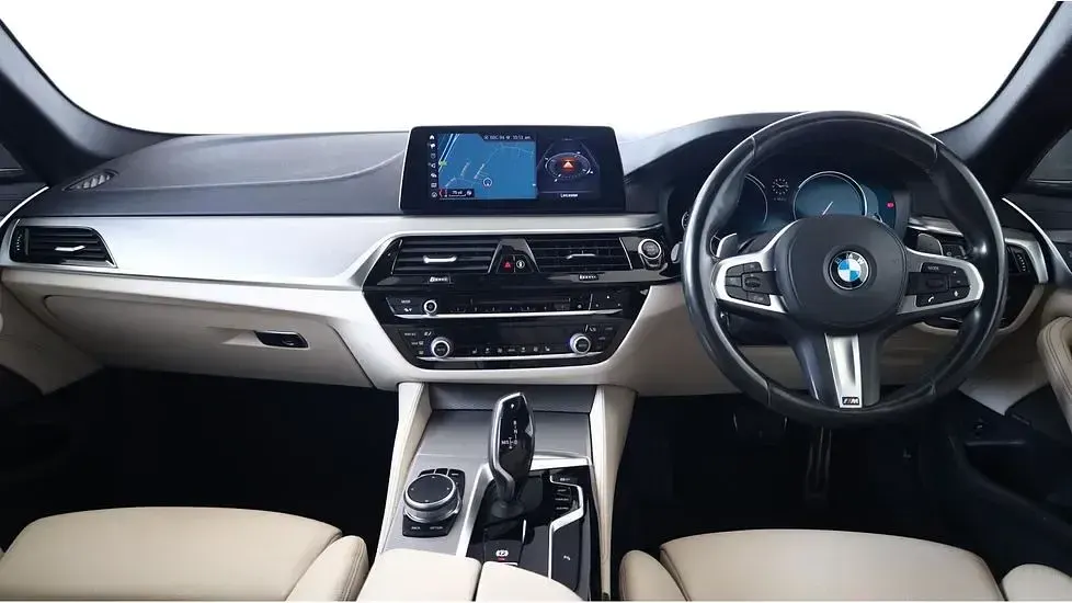 Used BMW 530 M Sport 261 HP (191 kW) 2017 Blue Estate
