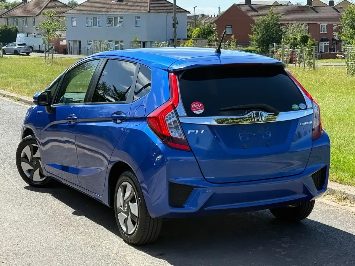 Used Honda Fit Hybrid 2014 Blue Hatchback