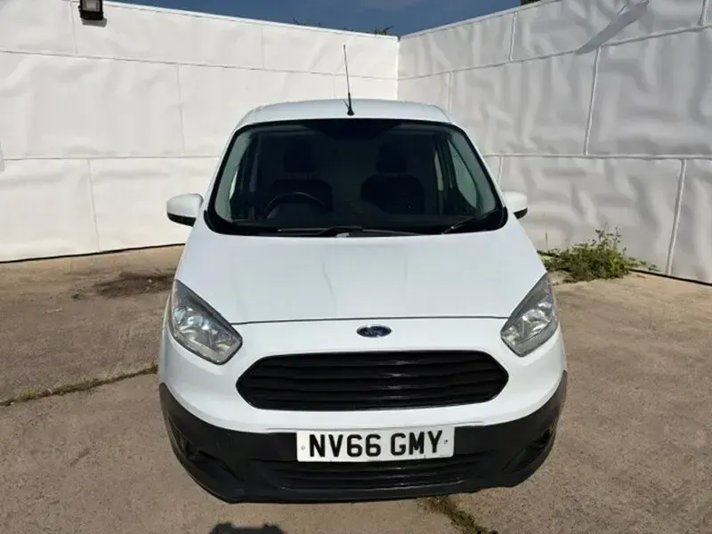 Used Ford Transit Trend 75 HP (55 kW) 2016 White Van