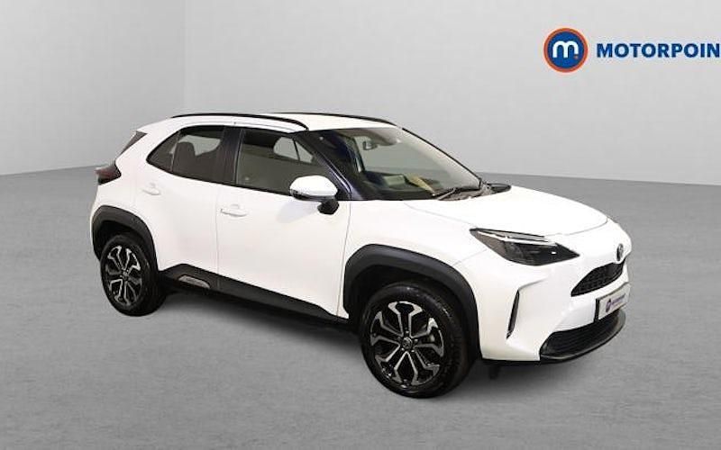 Used Toyota Yaris Hybrid Design 116 HP (85 kW) 2026 Estate