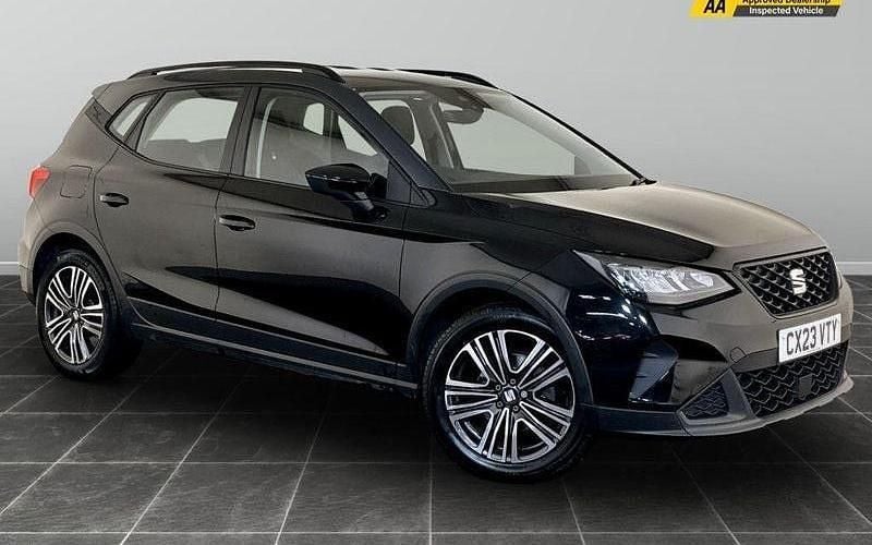 Black Used 2023 Seat Arona SE Technology SUV | £10,995 (Good price) - Image 1/2
