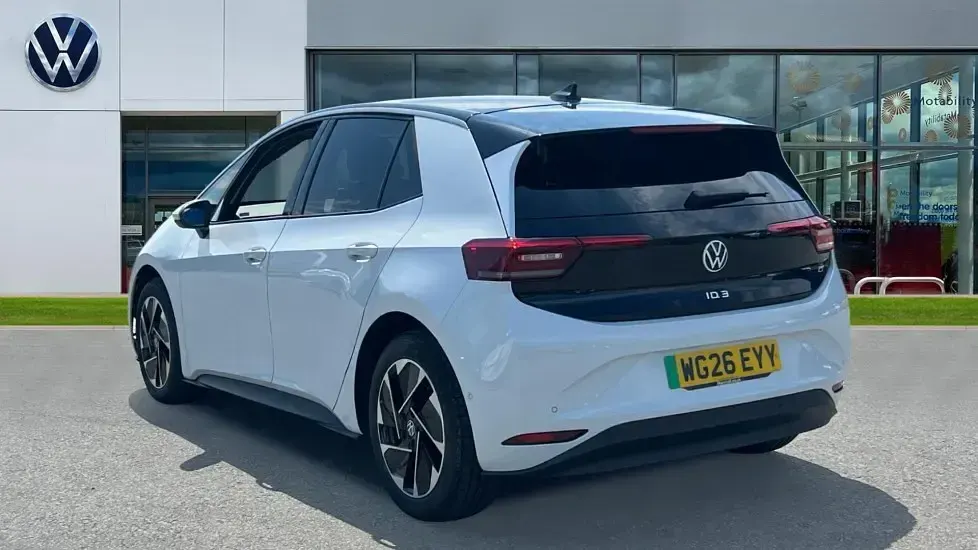 New VW ID.3 Pro 150 kW (204 HP) 2026 Glacier white metallic black Hatchback