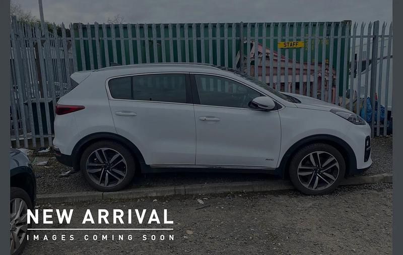 Used Kia Sportage 174 HP (127 kW) 2019 White SUV