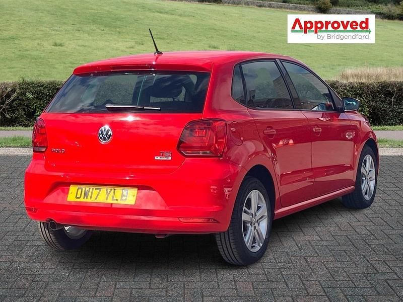 Used VW Polo Edition 90 HP (66 kW) 2017 Red Hatchback