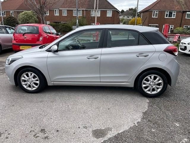 Used Hyundai i20 SE 2018 Silver Hatchback