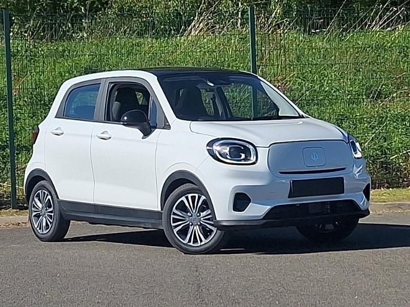 White New 2025 Leapmotor T03 Hatchback | £12,998 (Fair price) - Image 1/4
