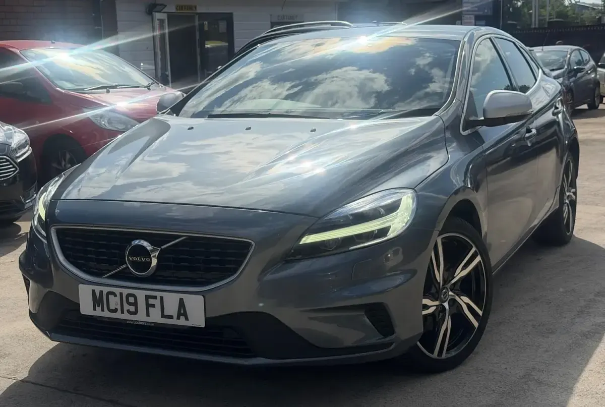 Used Volvo V40 R-Design 2019 Grey Hatchback