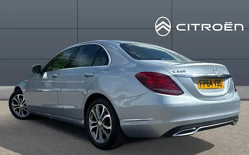 Used Mercedes C220 170 HP (125 kW) 2015 Sedan