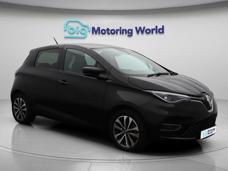 Black Used 2022 Renault Zoe GT Hatchback | £9,700 (Good price) - Image 1/4