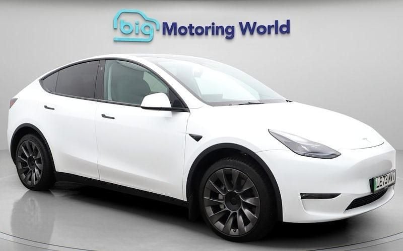 Used Tesla Model Y Long Range AWD 286 kW (389 HP) 2025 SUV