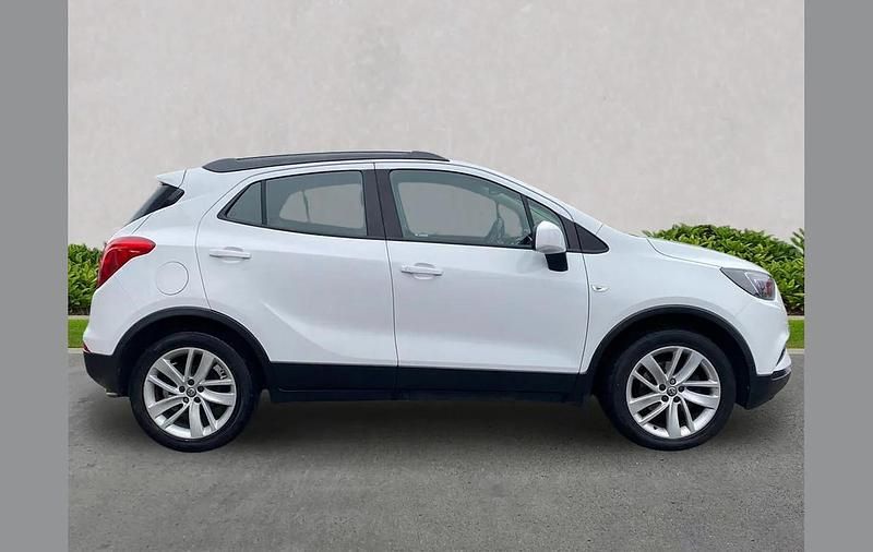 Used Vauxhall Mokka X Active 134 HP (98 kW) 2017 White SUV