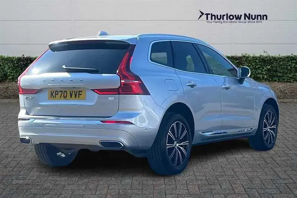 Used Volvo XC60 Inscription 340 HP (250 kW) 2020 Silver SUV