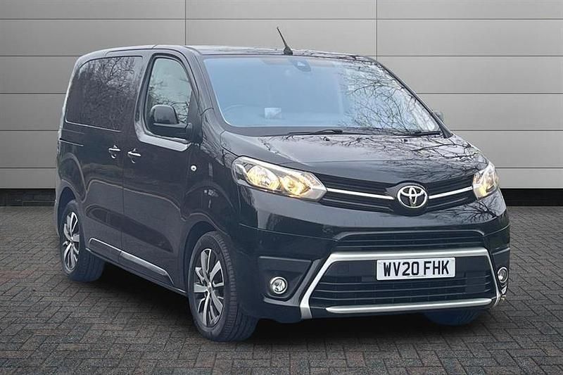 Black Used 2020 Toyota Proace Verso Estate | £25,895 (Fair price) - Image 1/4