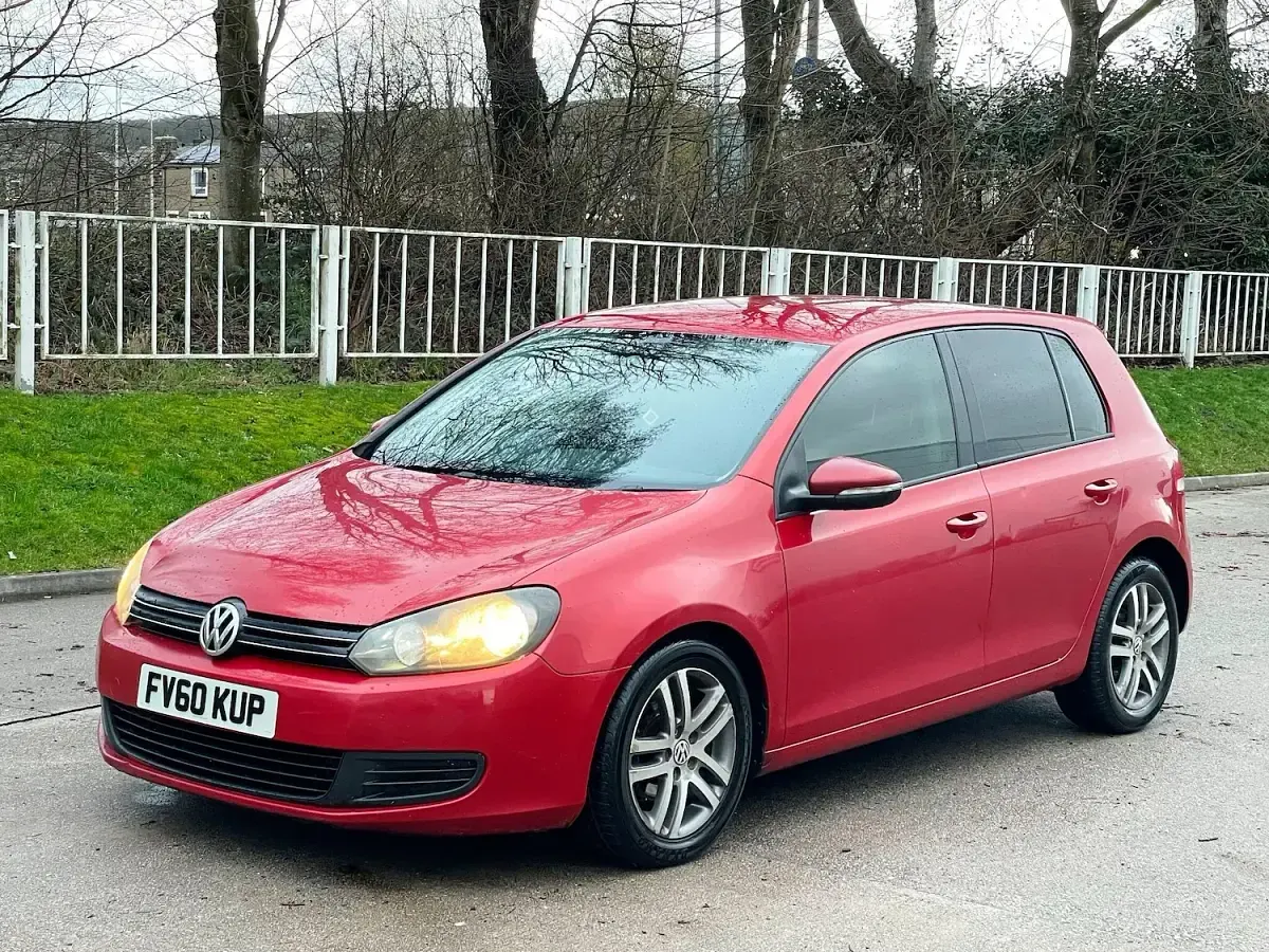 Used VW Golf VI SE 105 HP (77 kW) 2010 Red Hatchback