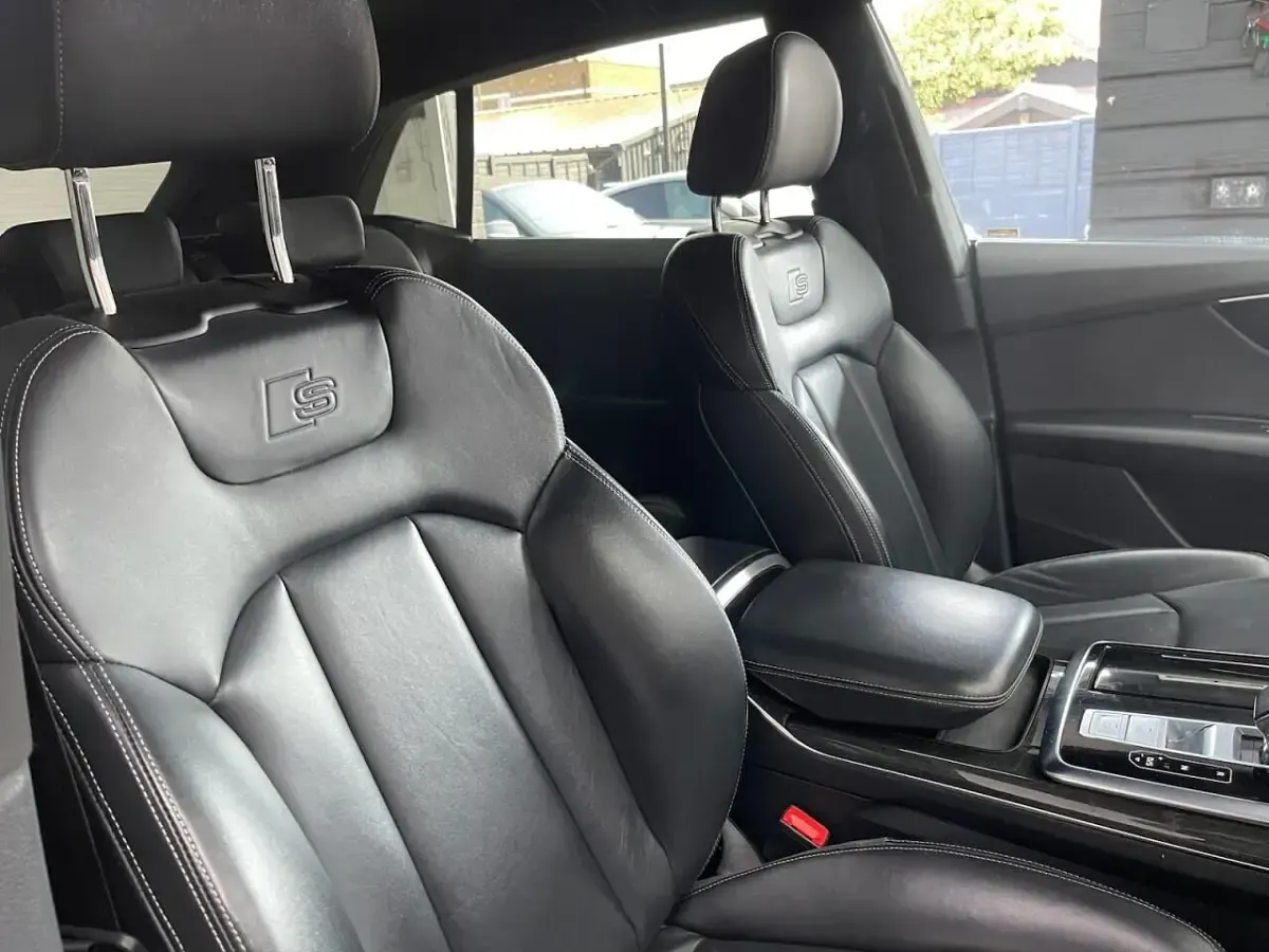 Used Audi Q8 Black Edition 340 HP (250 kW) 2023 Grey SUV