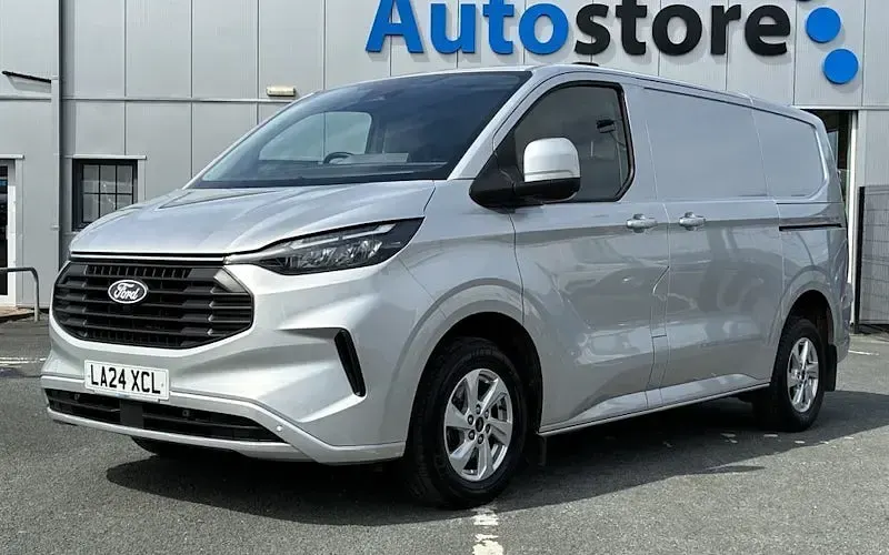 Used Ford Transit Custom Limited 136 HP (100 kW) 2024 Van