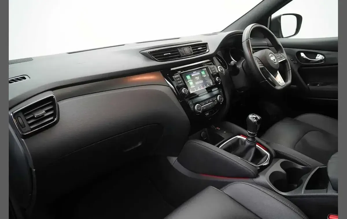 Used Nissan Qashqai N-TEC 138 HP (101 kW) 2020 Black SUV
