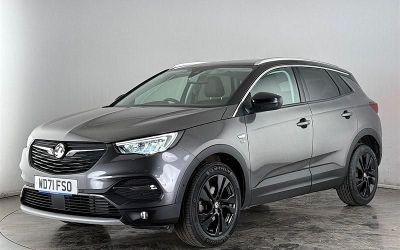 Usado Vauxhall Grandland X Edition 131 HP (96 kW) 2021 Cinzento SUV