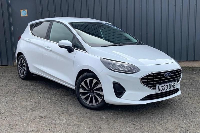 Used Ford Fiesta Titanium 125 HP (91 kW) 2023 White Hatchback