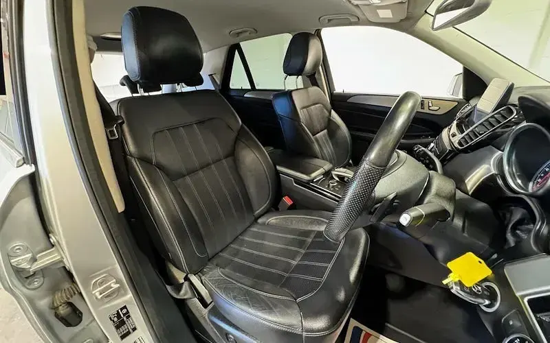 Used Mercedes GLE250 204 HP (150 kW) 2017 Silver Estate