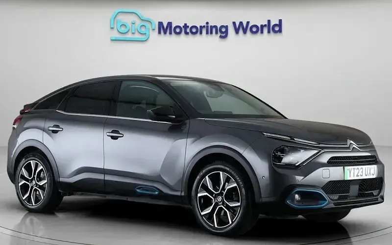 Used Citroën e-C4 Shine 100 kW (136 HP) 2023 Hatchback